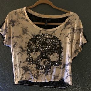 Skull & Lace Crop-top